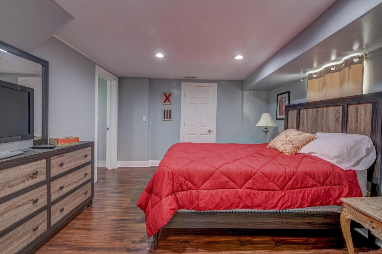 Spacious 5-Br House Near Transit W Parking Chicago Exterior foto