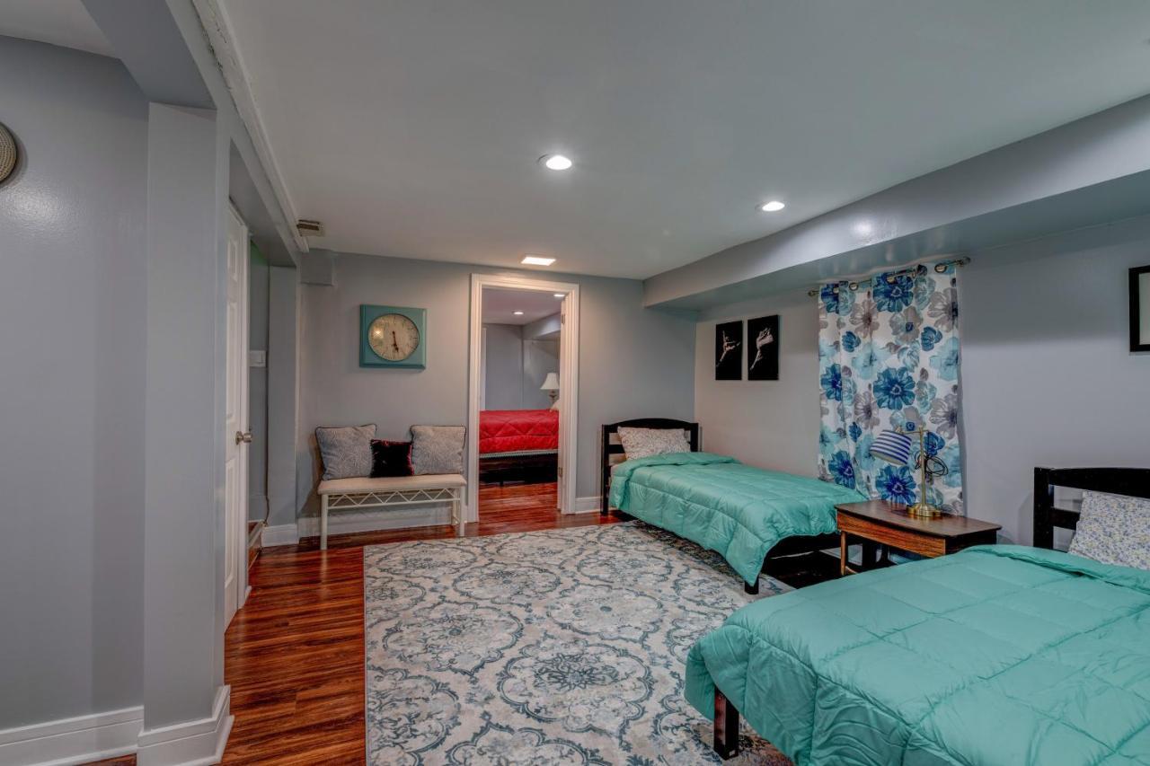 Spacious 5-Br House Near Transit W Parking Chicago Exterior foto