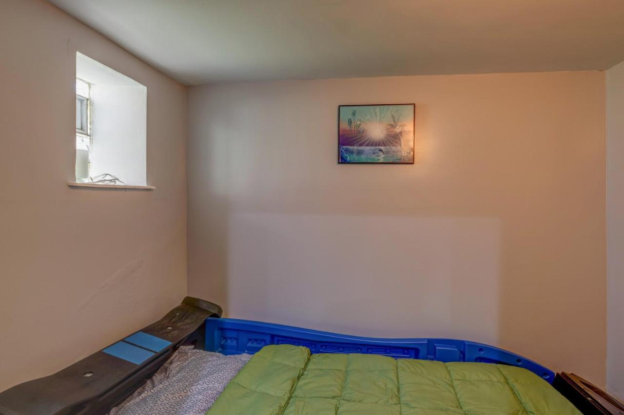 Spacious 5-Br House Near Transit W Parking Chicago Exterior foto